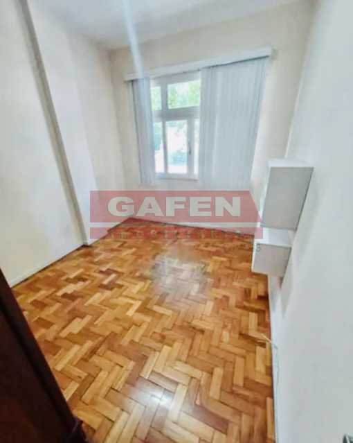 Apartamento à venda com 2 quartos, 80m² - Foto 3