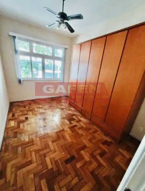 Apartamento à venda com 2 quartos, 80m² - Foto 4