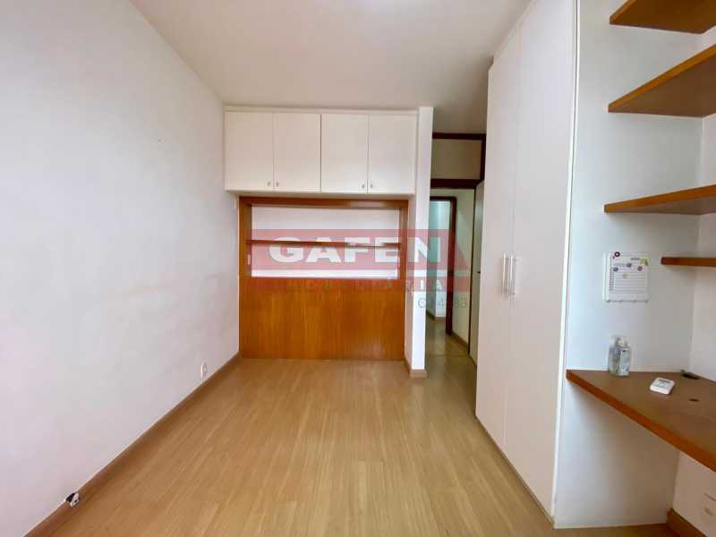 Apartamento à venda com 4 quartos, 167m² - Foto 14