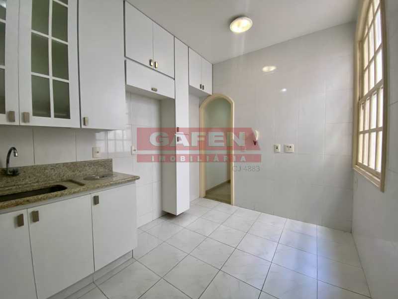 Casa à venda com 2 quartos, 110m² - Foto 14