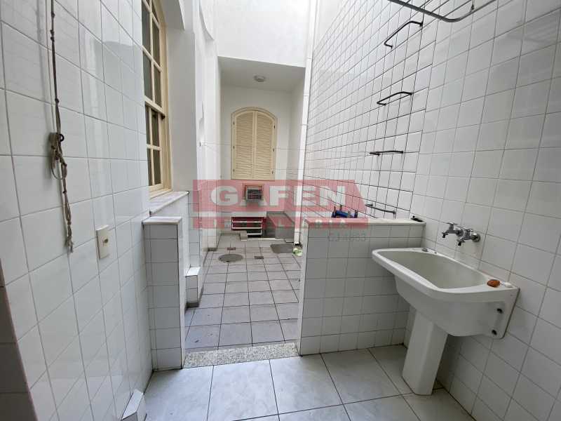 Casa à venda com 2 quartos, 110m² - Foto 18