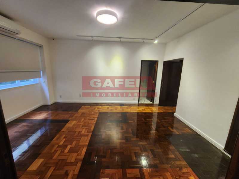 Apartamento à venda com 3 quartos, 250m² - Foto 6