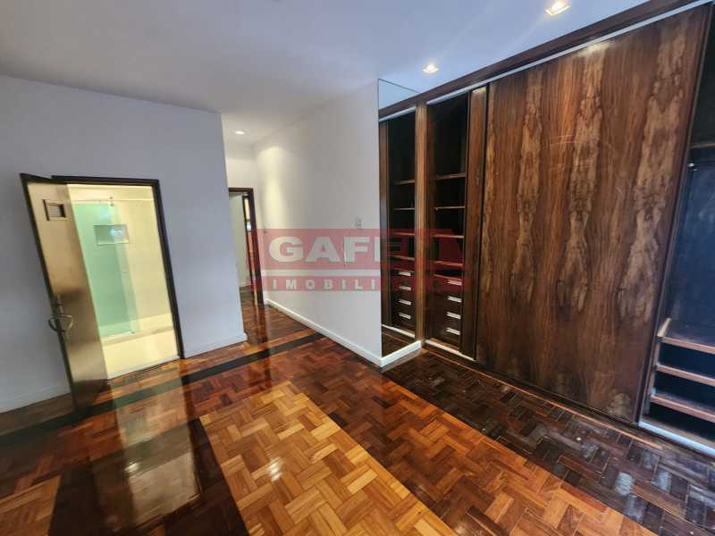 Apartamento à venda com 3 quartos, 250m² - Foto 11