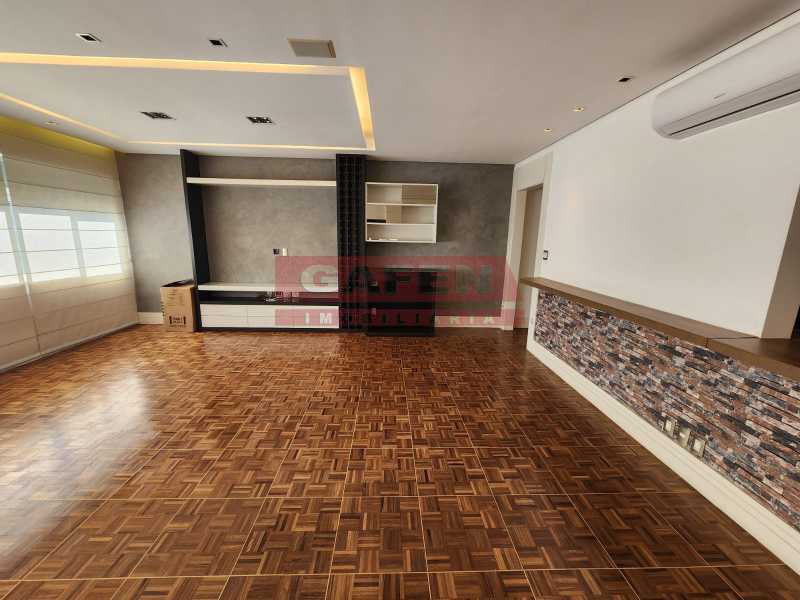 Apartamento à venda com 3 quartos, 155m² - Foto 3