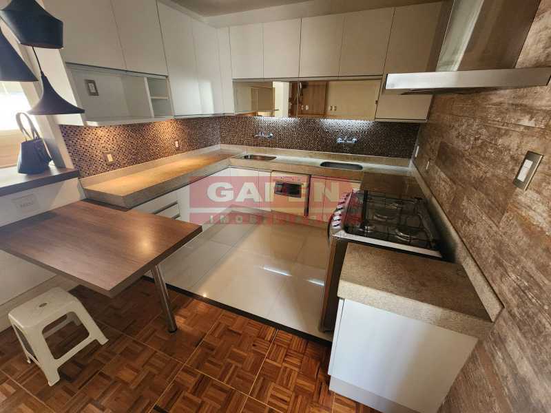 Apartamento à venda com 3 quartos, 155m² - Foto 5