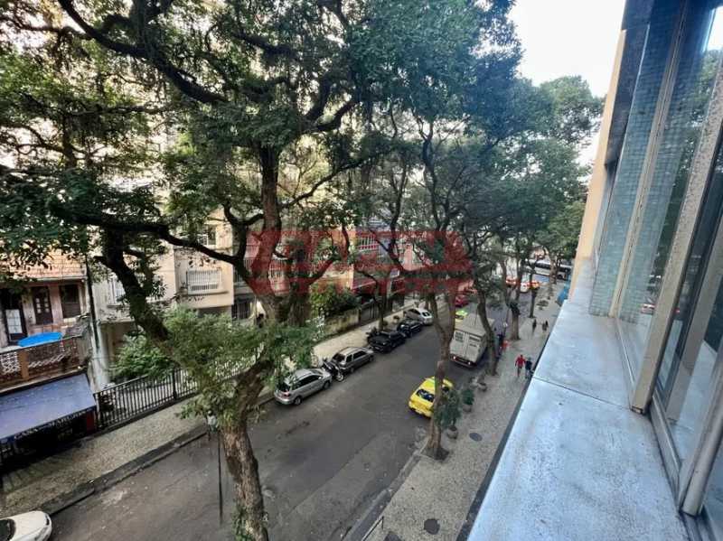 Apartamento à venda com 3 quartos, 283m² - Foto 28