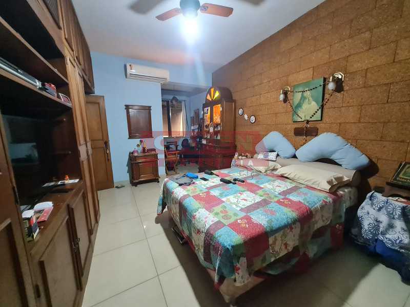 Apartamento à venda com 3 quartos, 103m² - Foto 11