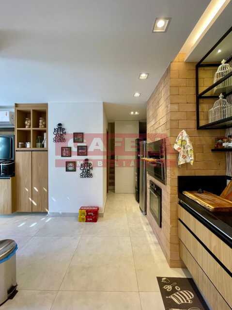 Casa de Condomínio à venda com 5 quartos, 320m² - Foto 19