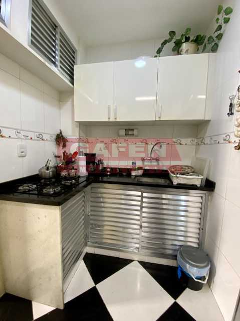 Apartamento à venda com 2 quartos, 79m² - Foto 11