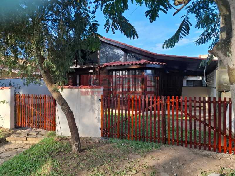 Casa de Condomínio à venda com 3 quartos, 160m² - Foto 1