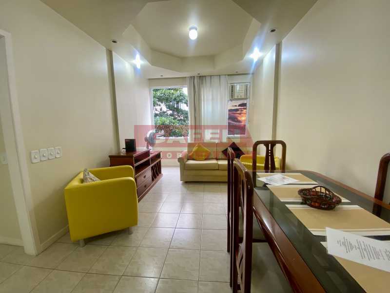 Apartamento à venda com 2 quartos, 74m² - Foto 2