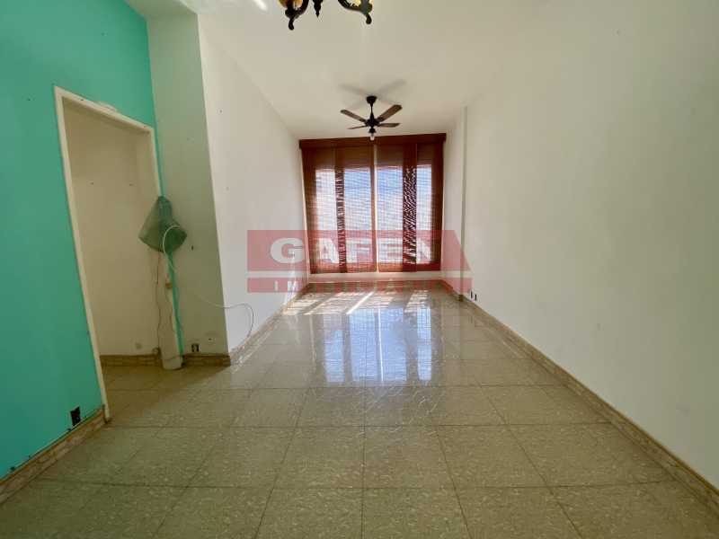 Apartamento à venda com 3 quartos, 75m² - Foto 3