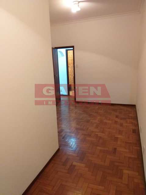 Apartamento à venda com 2 quartos, 71m² - Foto 2