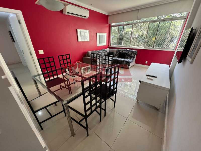 Apartamento à venda com 3 quartos, 77m² - Foto 3