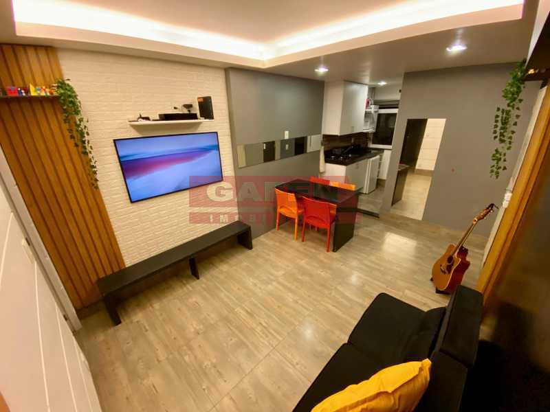 Apartamento à venda com 2 quartos, 65m² - Foto 4