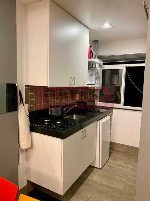 Apartamento à venda com 2 quartos, 65m² - Foto 21