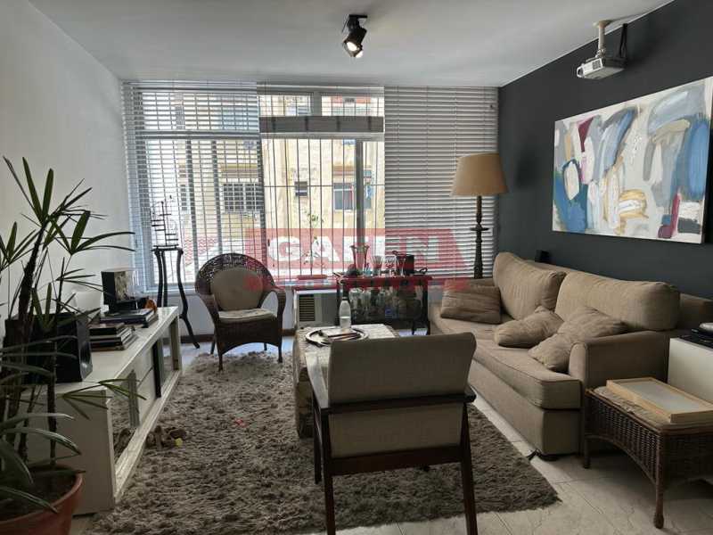 Apartamento à venda com 3 quartos, 125m² - Foto 3