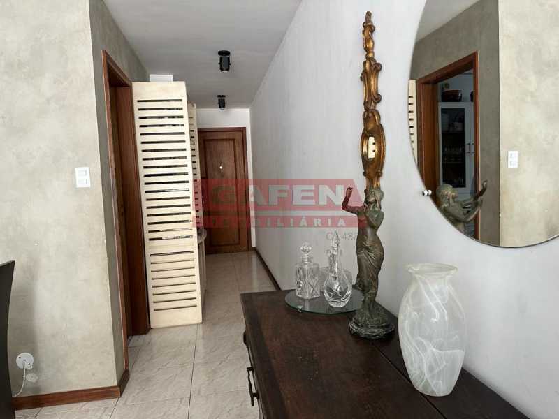 Apartamento à venda com 3 quartos, 125m² - Foto 10