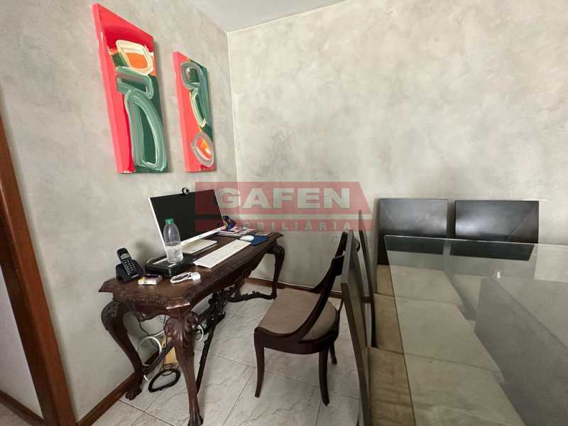 Apartamento à venda com 3 quartos, 125m² - Foto 11