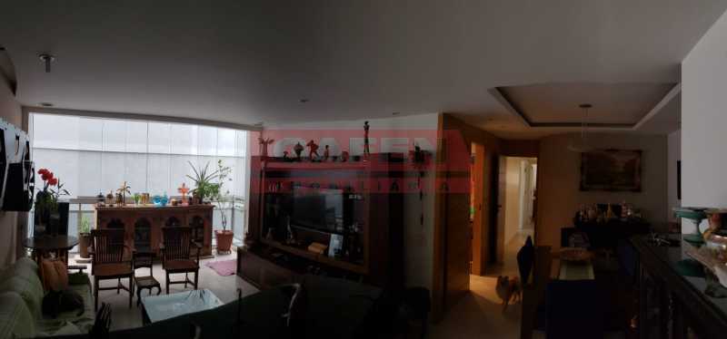 Apartamento à venda com 4 quartos, 150m² - Foto 5