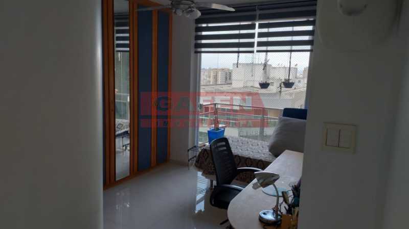 Apartamento à venda com 4 quartos, 150m² - Foto 7