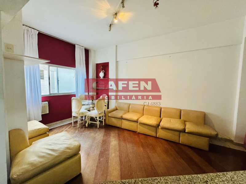 Apartamento à venda com 2 quartos, 72m² - Foto 1