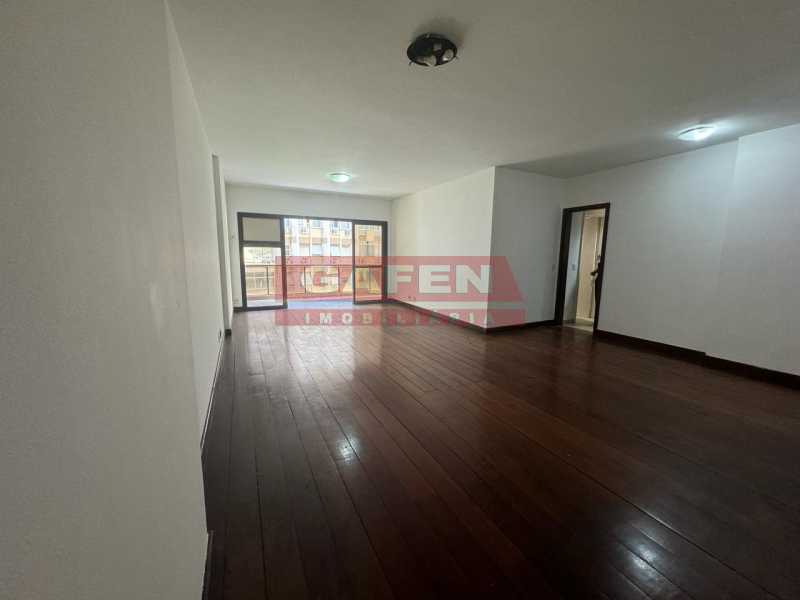 Apartamento à venda com 4 quartos, 220m² - Foto 3