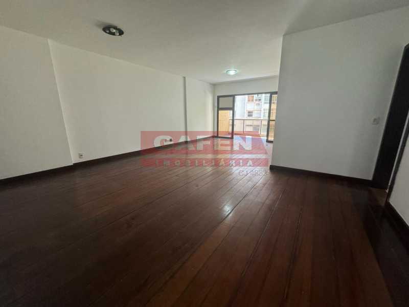 Apartamento à venda com 4 quartos, 220m² - Foto 4