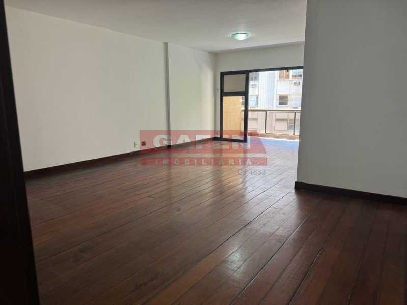 Apartamento à venda com 4 quartos, 220m² - Foto 5