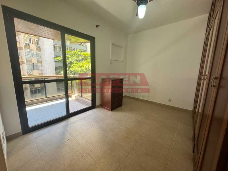 Apartamento à venda com 4 quartos, 220m² - Foto 12