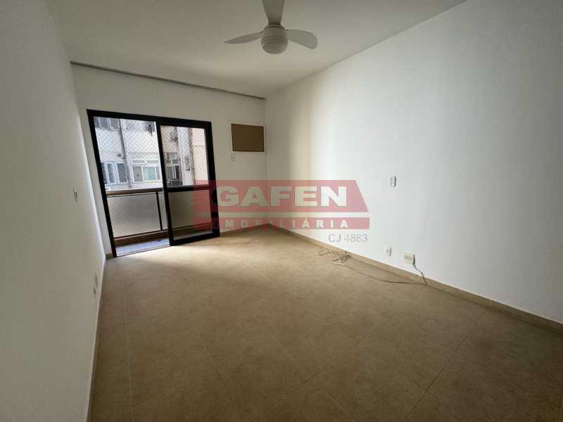 Apartamento à venda com 4 quartos, 220m² - Foto 16