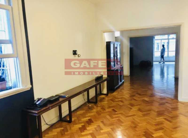 Apartamento à venda com 3 quartos, 230m² - Foto 4