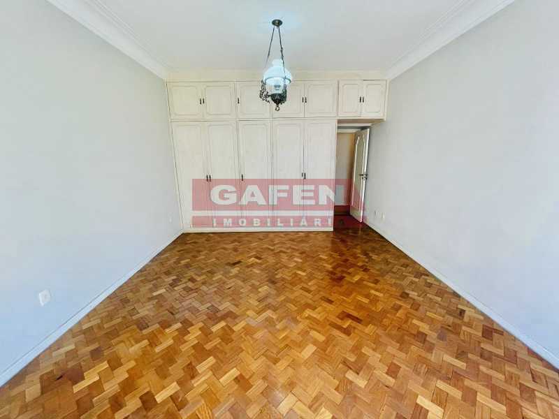 Apartamento à venda com 3 quartos, 200m² - Foto 8