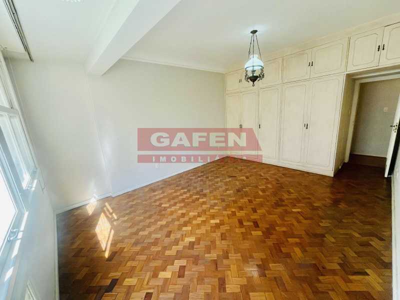 Apartamento à venda com 3 quartos, 200m² - Foto 9