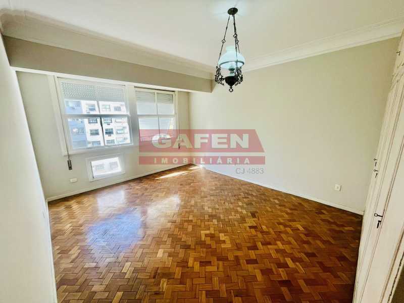 Apartamento à venda com 3 quartos, 200m² - Foto 10