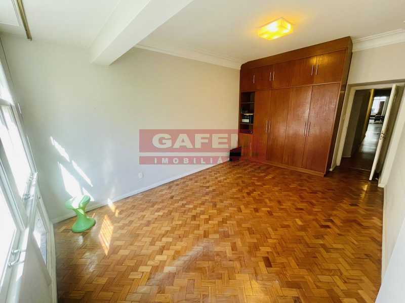 Apartamento à venda com 3 quartos, 200m² - Foto 14