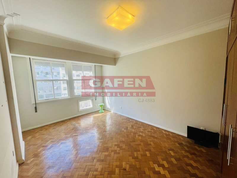 Apartamento à venda com 3 quartos, 200m² - Foto 15