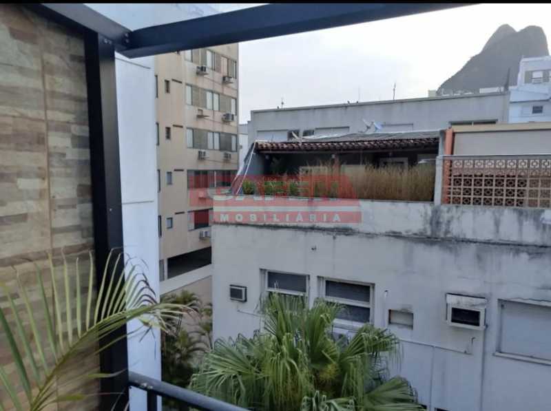 Apartamento à venda com 3 quartos, 120m² - Foto 2