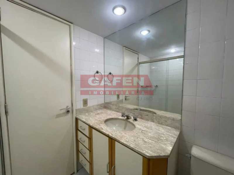 Apartamento à venda com 2 quartos, 76m² - Foto 17