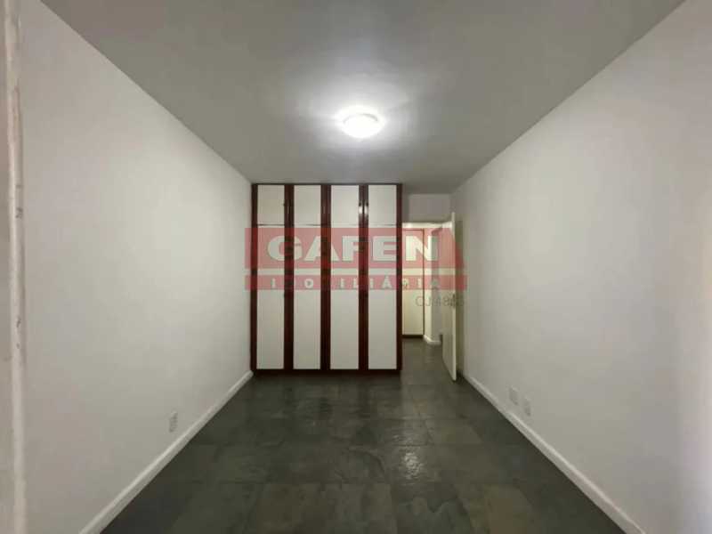 Apartamento à venda com 2 quartos, 76m² - Foto 19