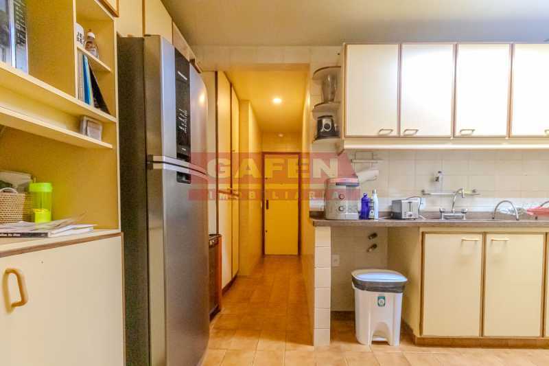 Apartamento à venda com 3 quartos, 137m² - Foto 26