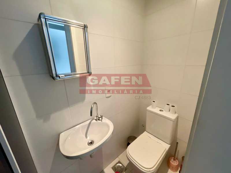 Apartamento para alugar com 3 quartos, 120m² - Foto 18