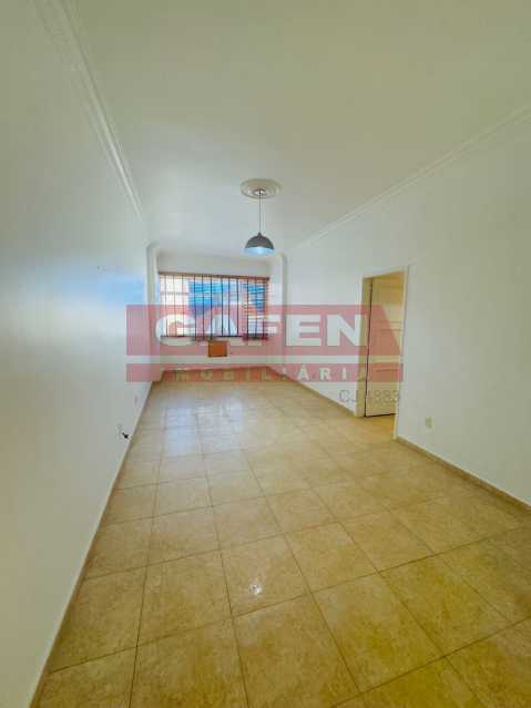 Apartamento à venda com 3 quartos, 115m² - Foto 2