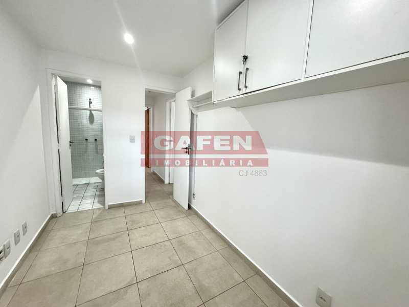 Apartamento para alugar com 3 quartos, 110m² - Foto 14