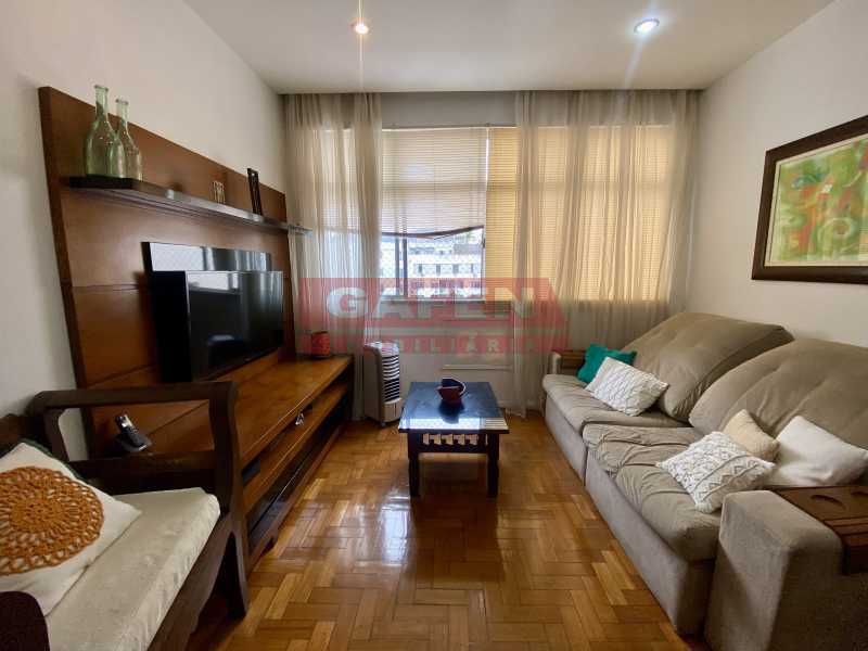 Apartamento à venda com 2 quartos, 72m² - Foto 1