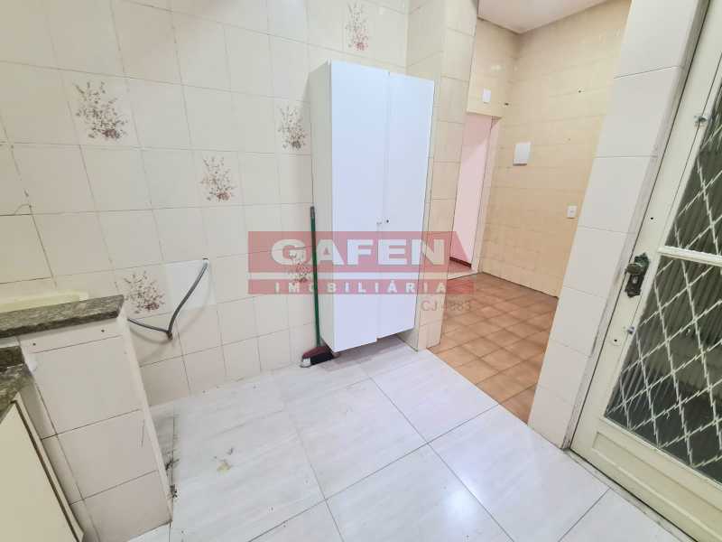 Apartamento à venda com 2 quartos, 70m² - Foto 23