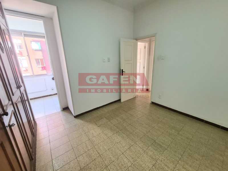 Apartamento à venda com 2 quartos, 70m² - Foto 13