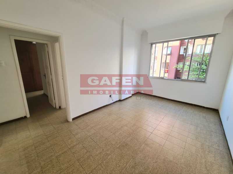 Apartamento à venda com 2 quartos, 70m² - Foto 3