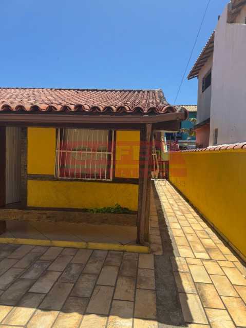 Casa à venda com 4 quartos, 200m² - Foto 3