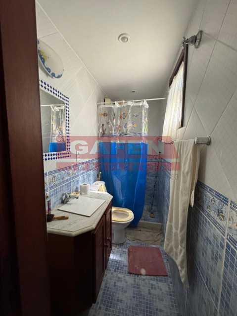 Casa à venda com 4 quartos, 200m² - Foto 25